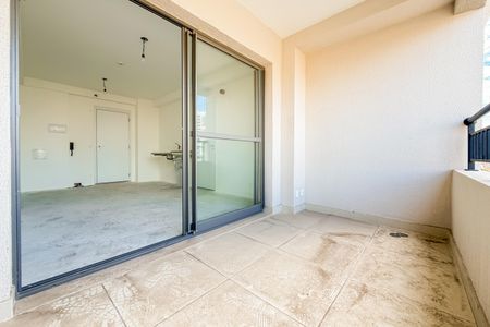 Varanda de kitnet/studio à venda com 1 quarto, 32m² em Sacomã, São Paulo