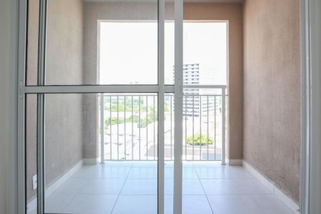 Sacada de apartamento para alugar com 2 quartos, 33m² em Parque Industrial Tomas Edson, São Paulo