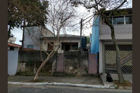 Casa à venda com 240m², 6 quartos e sem vagaFoto 01