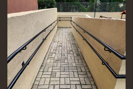 Apartamento à venda com 80m², 2 quartos e 1 vagaÁrea comum