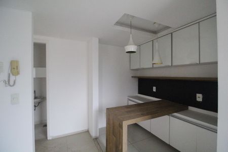 Apartamento à venda com 80m², 2 quartos e 1 vagaCozinha
