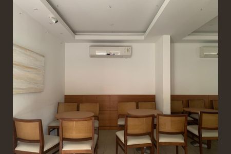 Apartamento à venda com 80m², 2 quartos e 1 vagaÁrea comum - Salão de festas