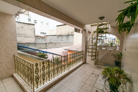 Casa à venda com 190m², 5 quartos e 2 vagasQuintal