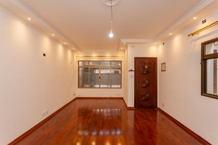 Casa para alugar com 130m², 3 quartos e 3 vagasSala