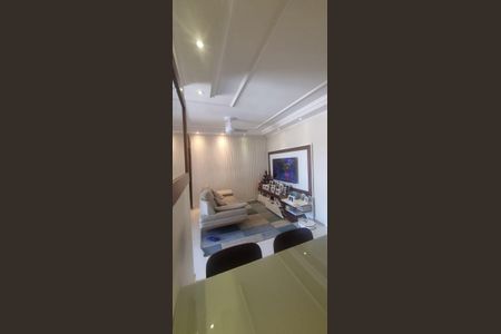 Apartamento à venda com 57m², 2 quartos e 1 vagaSala