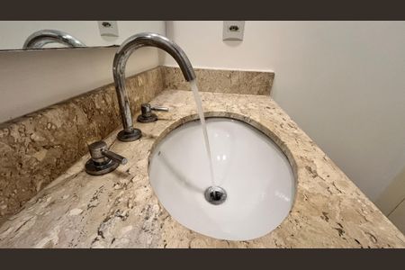 Apartamento para alugar com 38m², 1 quarto e 1 vaga