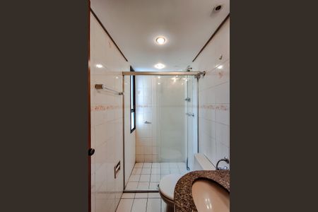 Apartamento à venda com 81m², 3 quartos e 2 vagasBanheiro