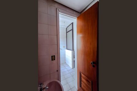 Apartamento à venda com 81m², 3 quartos e 2 vagasBanheiro de serviço