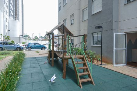 Apartamento para alugar com 34m², 1 quarto e sem vaga Apartamento para alugar com 34m², 1 quarto e sem vagaÁrea comum - Playground