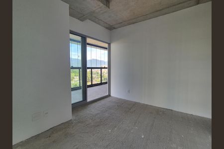 Apartamento à venda com 96m², 2 quartos e 1 vaga Apartamento à venda com 96m², 2 quartos e 1 vagaSuíte