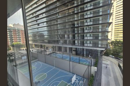 Apartamento à venda com 96m², 2 quartos e 1 vaga Apartamento à venda com 96m², 2 quartos e 1 vagaVista
