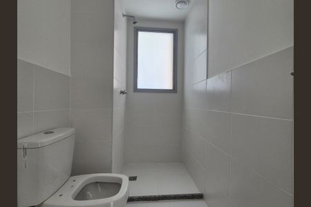 Apartamento à venda com 96m², 2 quartos e 1 vaga Apartamento à venda com 96m², 2 quartos e 1 vagaBanheiro suite