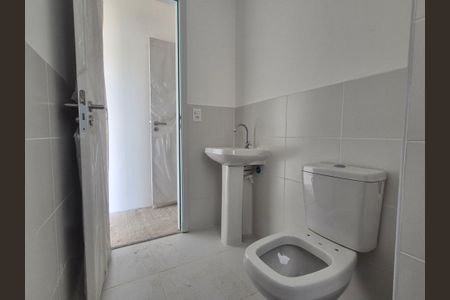 Apartamento à venda com 96m², 2 quartos e 1 vaga Apartamento à venda com 96m², 2 quartos e 1 vagaBanheiro