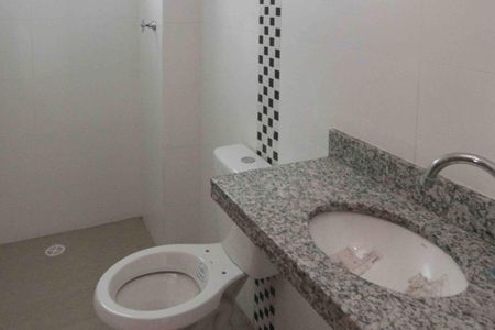 Apartamento à venda com 40m², 2 quartos e sem vaga Apartamento à venda com 40m², 2 quartos e sem vagaBanheiro