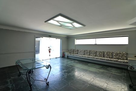 Apartamento à venda com 74m², 2 quartos e 2 vagasÁrea comum - Salão de festas 2