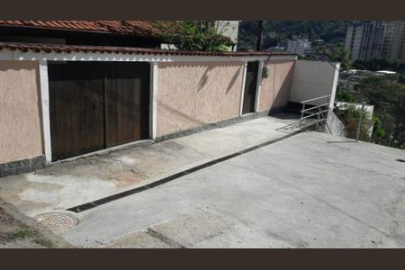Casa à venda com 3 quartos, 100m² em Santa Rosa, Niterói