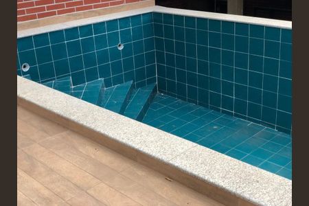 Casa à venda com 3 quartos, 100m² em Santa Rosa, Niterói