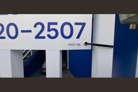 Casa à venda com 147m², 2 quartos e 3 vagasCód plaquinha