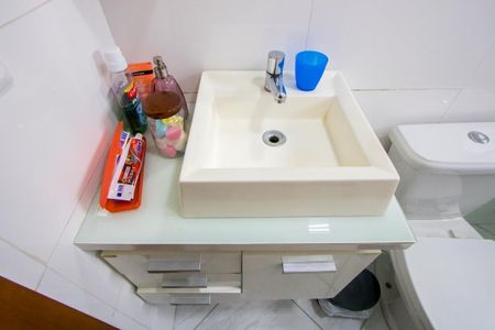 Casa à venda com 147m², 2 quartos e 3 vagasBanheiro do quarto 1