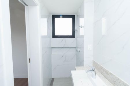 Apartamento à venda com 138m², 3 quartos e 2 vagasBanheiro da Suíte