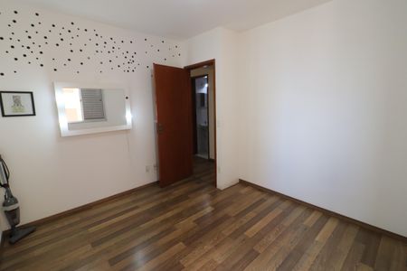 Apartamento à venda com 2 quartos, 65m² em Jaguaribe, Osasco