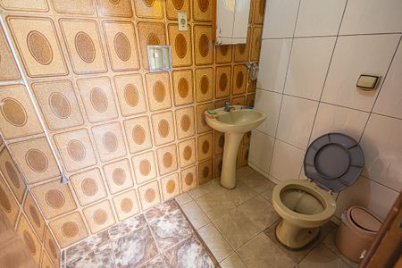 Casa à venda com 281m², 3 quartos e 3 vagasbanheiro