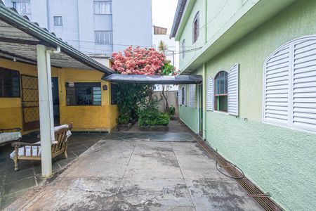 Casa à venda com 281m², 3 quartos e 3 vagasquintal / garagem