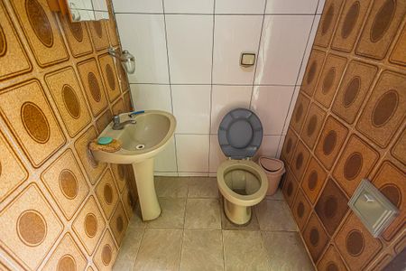 Casa à venda com 281m², 3 quartos e 3 vagasbanheiro