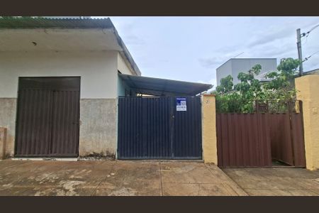 Casa à venda com 281m², 3 quartos e 3 vagasfachada / plaquinha: gpzi 279