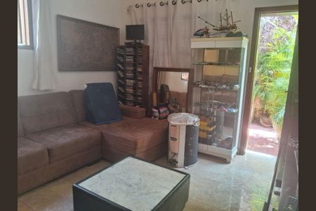 Casa à venda com 2 quartos, 75m² em Santa Rosa, Niterói