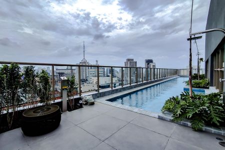 Studio para alugar com 23m², 1 quarto e sem vaga Studio para alugar com 23m², 1 quarto e sem vagaÁrea comum - Piscina