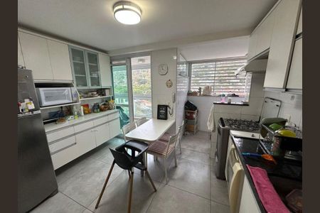 Apartamento à venda com 3 quartos, 119m² em Vital Brasil, Niterói