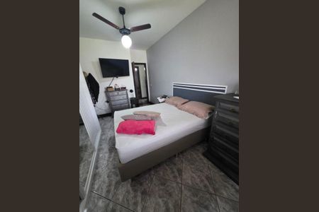 Casa à venda com 3 quartos, 400m² em Piratininga, Niterói