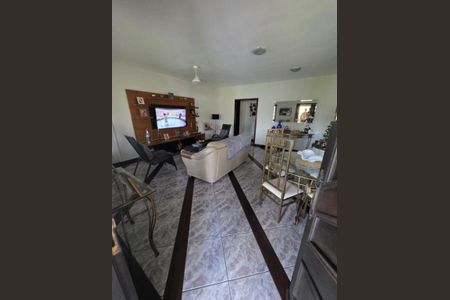 Casa à venda com 3 quartos, 400m² em Piratininga, Niterói