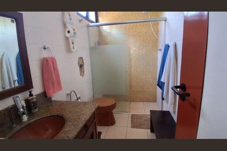 Casa à venda com 3 quartos, 180m² em São Francisco, Niterói