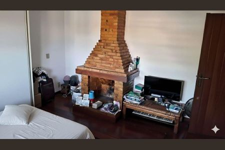 Casa à venda com 4 quartos, 440m² em Itaipu, Niterói