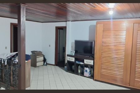 Casa à venda com 4 quartos, 440m² em Itaipu, Niterói