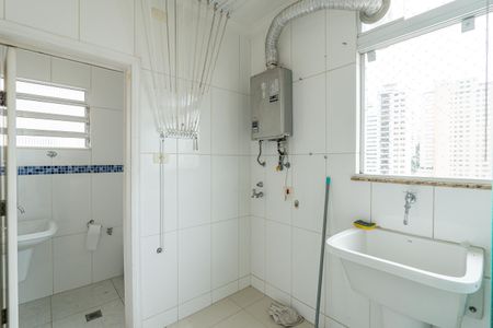 Apartamento à venda com 152m², 3 quartos e 2 vagasArea de Serviços