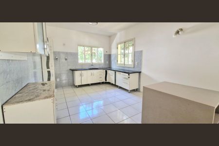 Casa de Condomínio à venda com 3 quartos, 250m² em Recanto do Poeta Um, Lagoa Santa