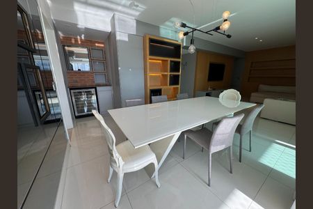 Apartamento à venda com 3 quartos, 171m² em Vila Santo Estevão, São Paulo