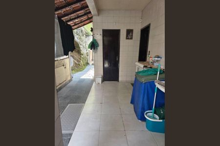 Casa à venda com 3 quartos, 450m² em Cubango, Niterói