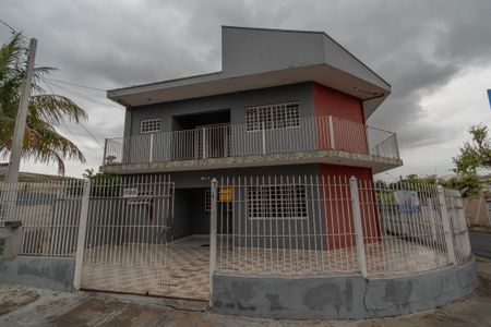 Casa para alugar com 179m², 3 quartos e 3 vagasFachada 