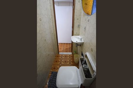 Casa de condomínio para alugar com 87m², 2 quartos e sem vagaBanheiro da Suíte