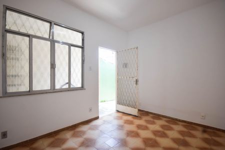 Casa de condomínio para alugar com 87m², 2 quartos e sem vagaSala