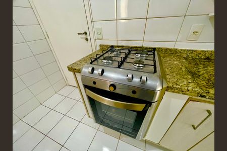 Apartamento à venda com 86m², 3 quartos e 2 vagasCozinha