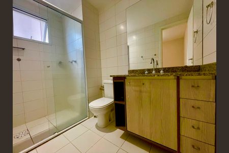 Apartamento à venda com 86m², 3 quartos e 2 vagasBanheiro 2