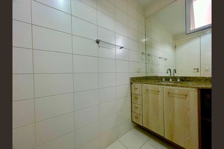 Apartamento à venda com 86m², 3 quartos e 2 vagasBanheiro 1