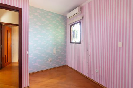 Casa à venda com 330m², 3 quartos e 2 vagasSuíte 1