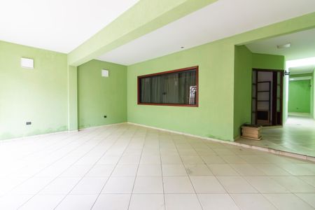 Casa à venda com 330m², 3 quartos e 2 vagasGaragem