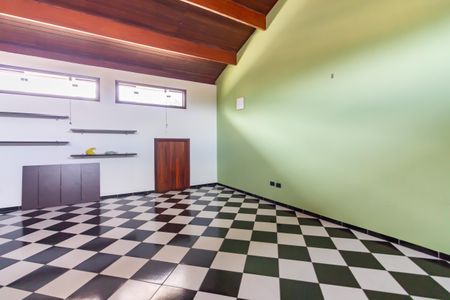 Casa à venda com 330m², 3 quartos e 2 vagasCobertura